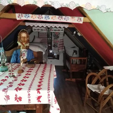 Umjetnicka Etno Kuca Luka Apartamento Podravske Sesvete Exterior foto